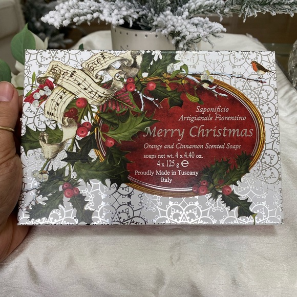 Set 4 Bars Fiorentino Christmas Soap 4.40 Oz Each Florence Italy - Picture 5 of 7